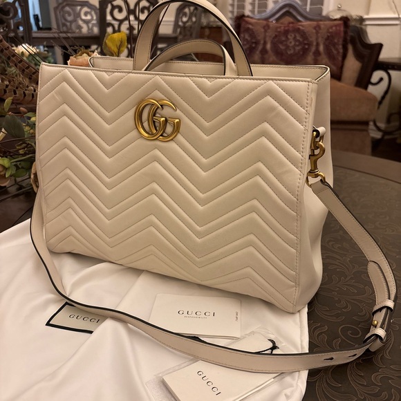 Gucci Calfskin Medium Marmont Tote Bag - Picture 7 of 9